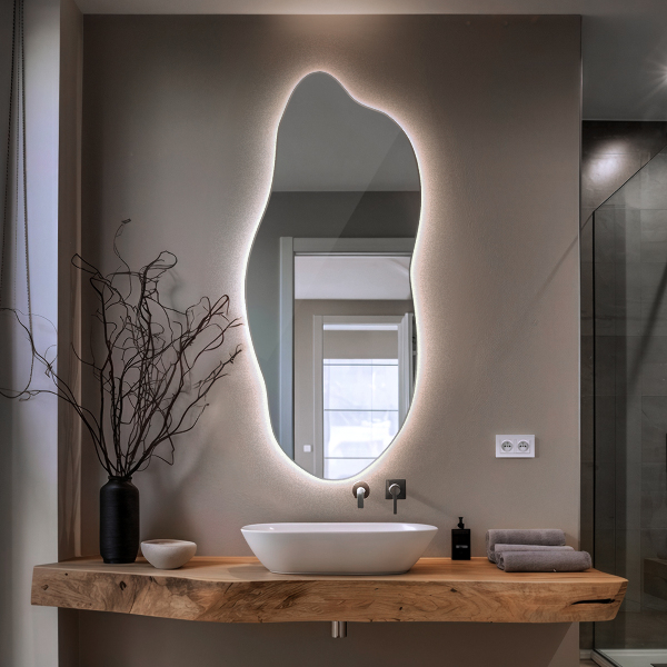 Led backlit mirror pebble shape 35x80 cm