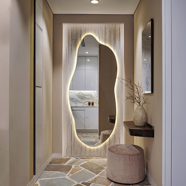 Led backlit mirror pebble shape 40x90 cm