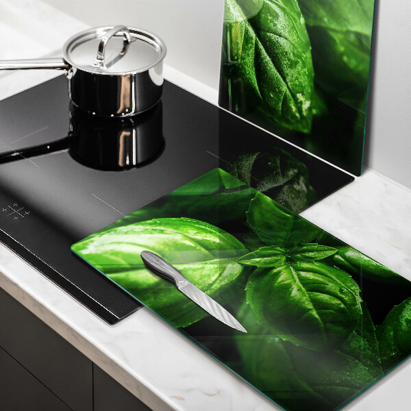 Chopping board Basil leaves
