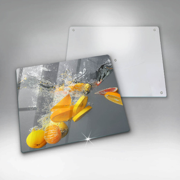 Chopping board Lemons in water