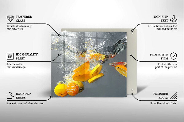 Chopping board Lemons in water