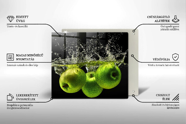 Chopping board Green apples and water