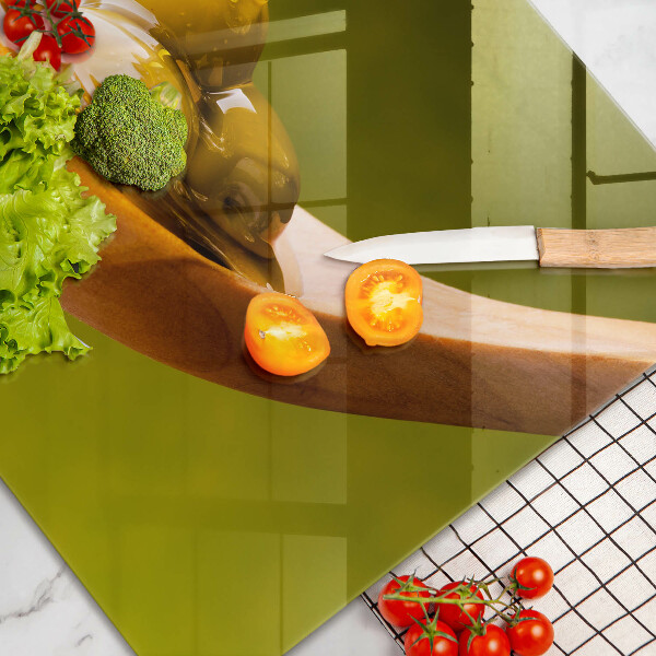 Chopping board glass Oliwa and olives