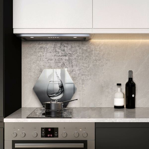 Chopping board glass A glass of water