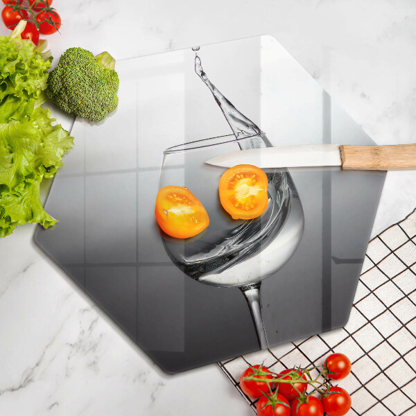 Chopping board glass A glass of water