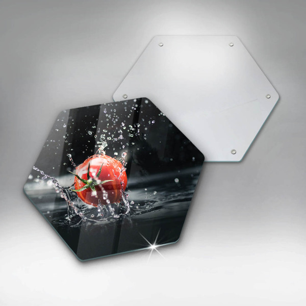 Chopping board glass Tomato in water