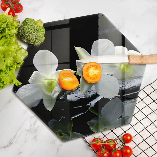 Cutting board Zen white flowers in water