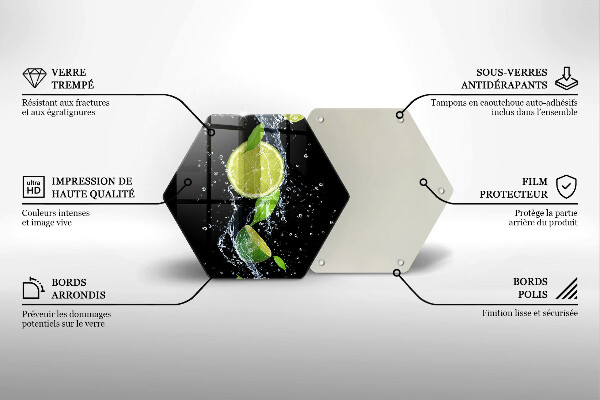 Chopping board Juicy lime in water