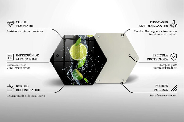 Chopping board Juicy lime in water