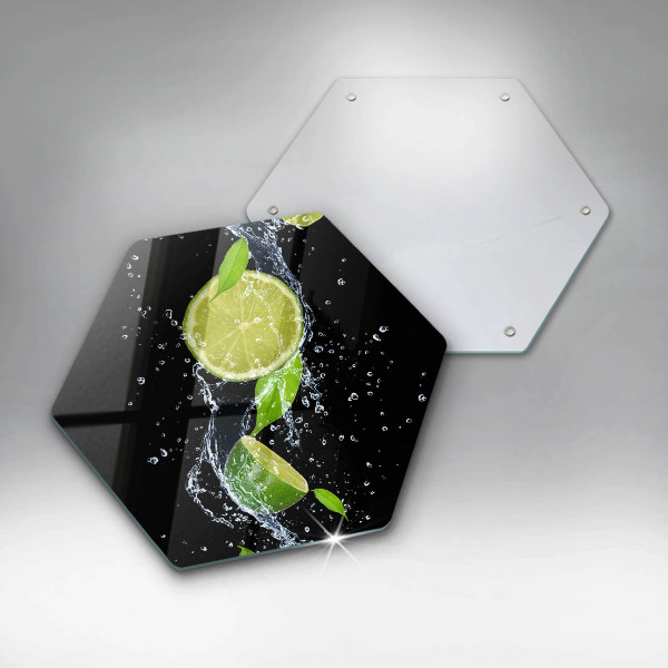 Chopping board Juicy lime in water