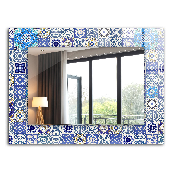 Decorative mirror Moroccan motifs