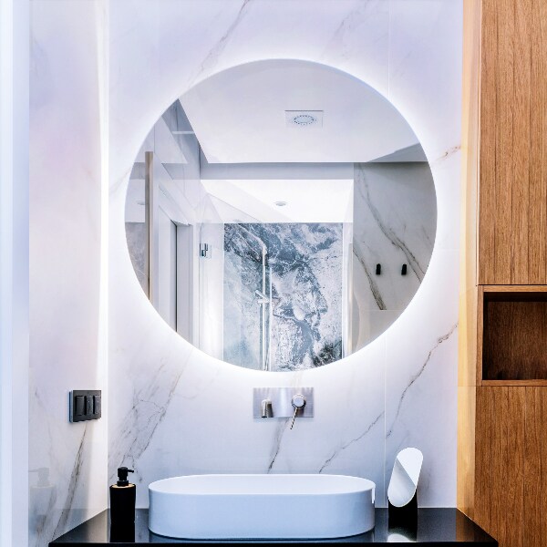 Round bathroom mirror with lights 16 in