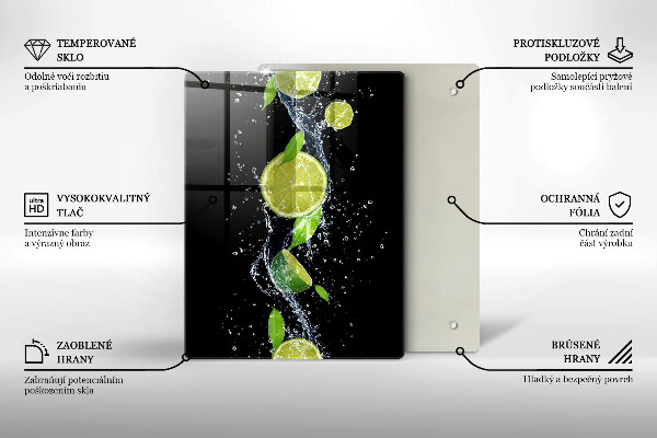 Glass worktop saver Juicy lime in water