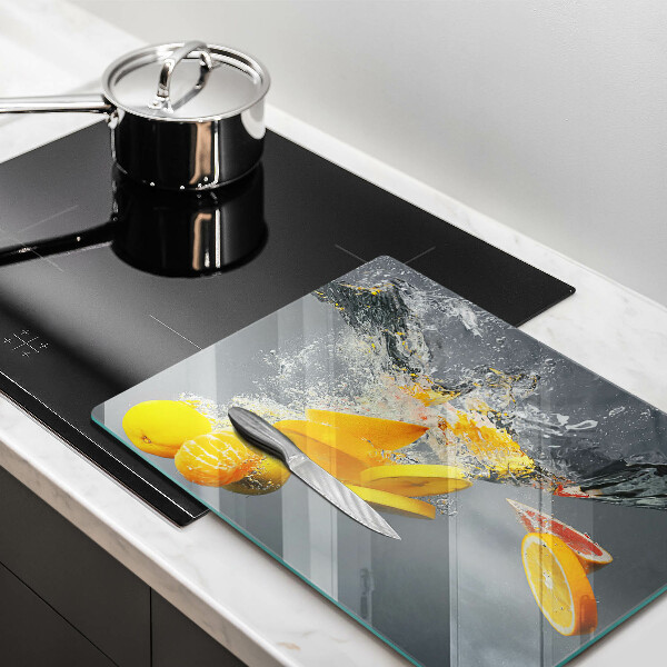 Glass worktop saver Lemons in water