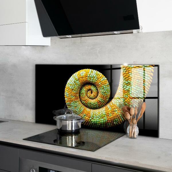 Hob splashback Chameleon tail nature