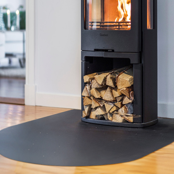 Semi-circular black steel hearth plate for fireplace 31x27 in (80x70 cm)