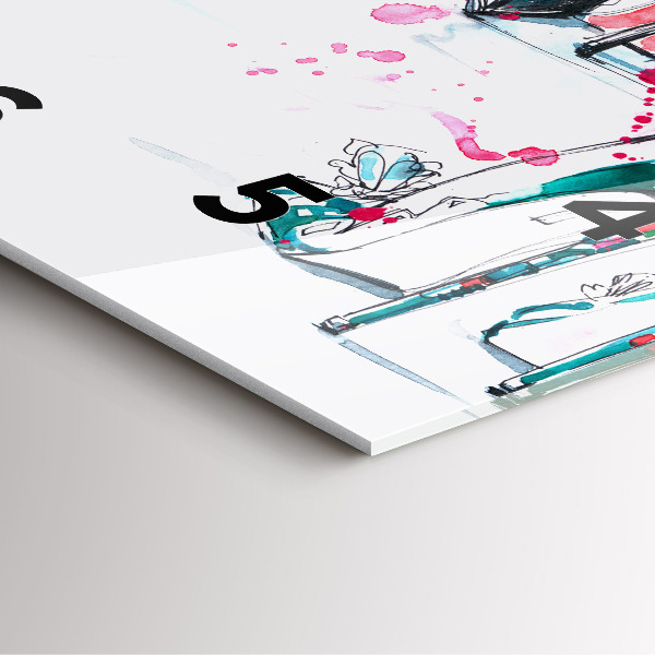 Square glass wall clock The element of femininity