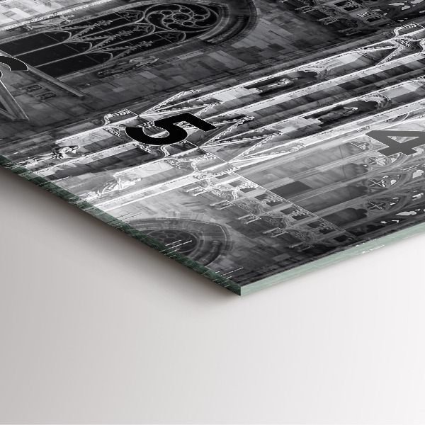 Square glass wall clock Milan Cathedral