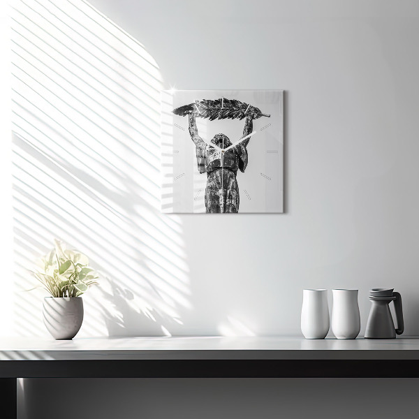 Square glass wall clock Statue of Liberty in Budapest