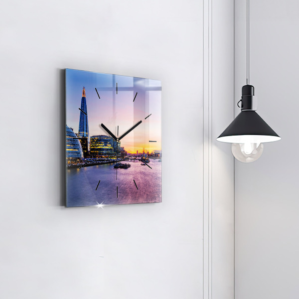 Square glass wall clock View of London