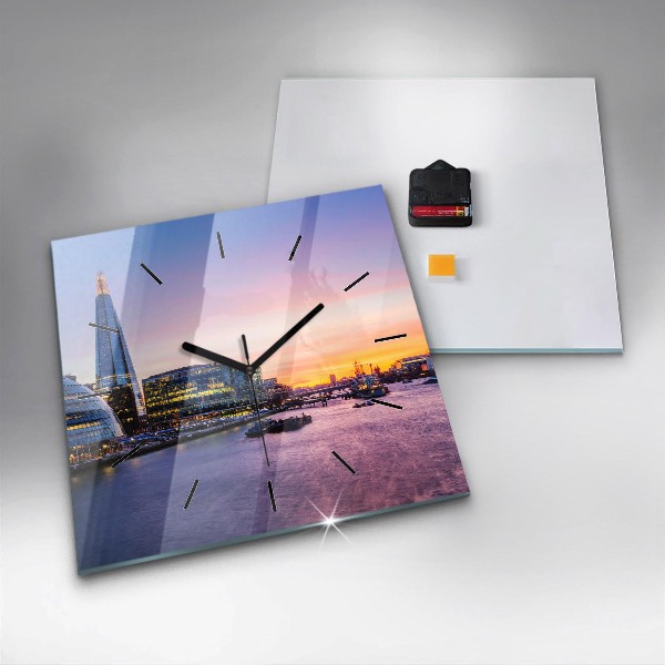 Square glass wall clock View of London