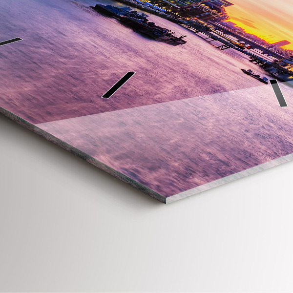 Square glass wall clock View of London