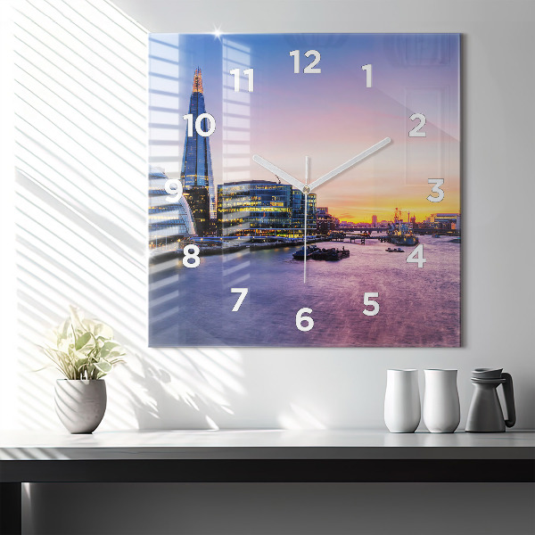 Square glass wall clock View of London