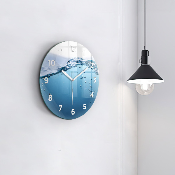 Round glass clock Underwater view