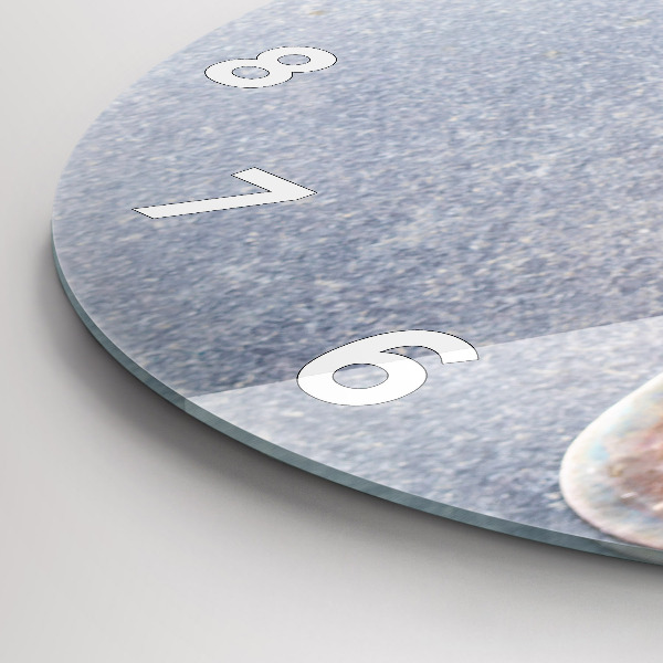 Round glass clock A piece of cake