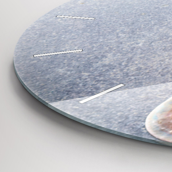 Round glass clock A piece of cake