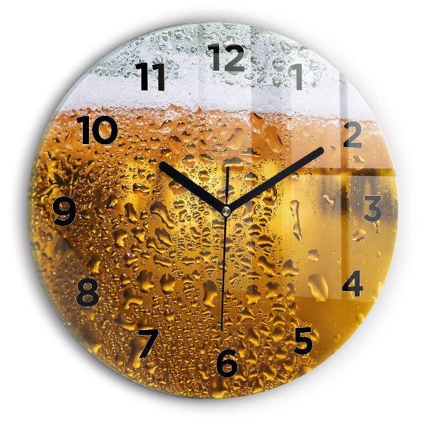 Round glass clock A mug of beer