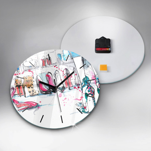 Round glass clock The element of femininity