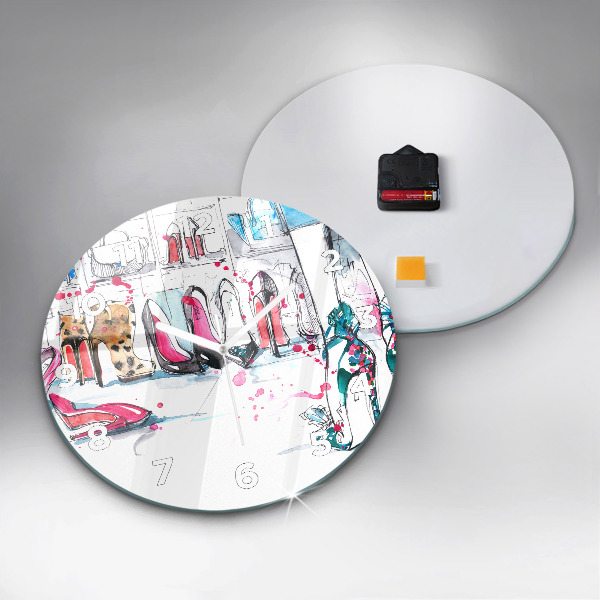 Round glass clock The element of femininity