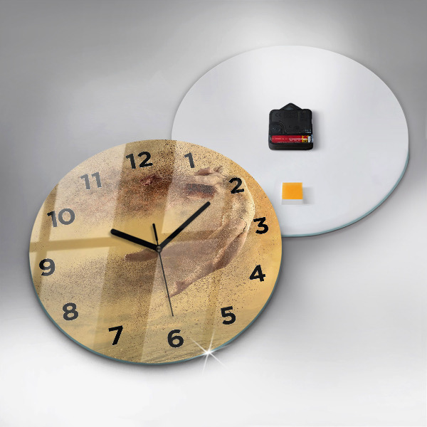 Round glass clock Woman in figure