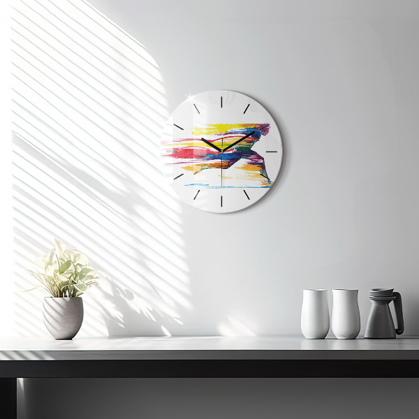 Round glass clock Runner illustration