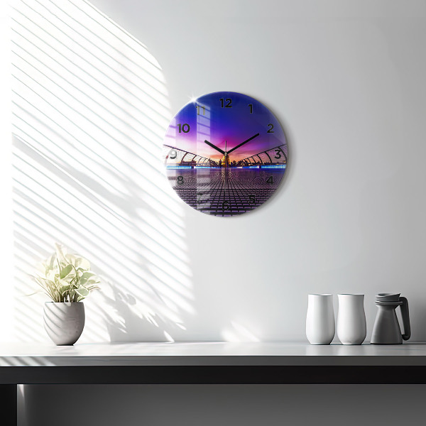 Round glass clock 'St. Paul''s Cathedral'