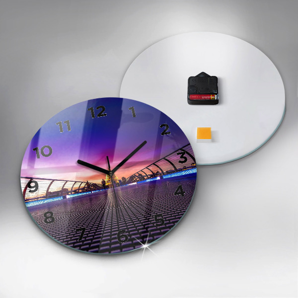 Round glass clock 'St. Paul''s Cathedral'