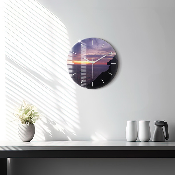 Round glass clock Stone head