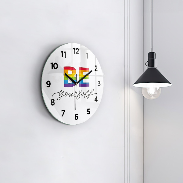 Round glass clock The inscription Be yourself