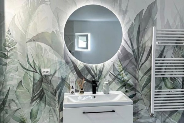 Modern wall mirror - trends that will transform your apartment